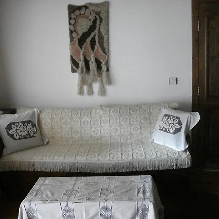 Vodenicharovata Guest house *